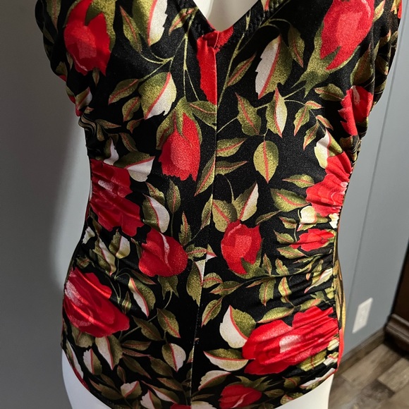 STE Jan-Marie swimsuit - Picture 5 of 10